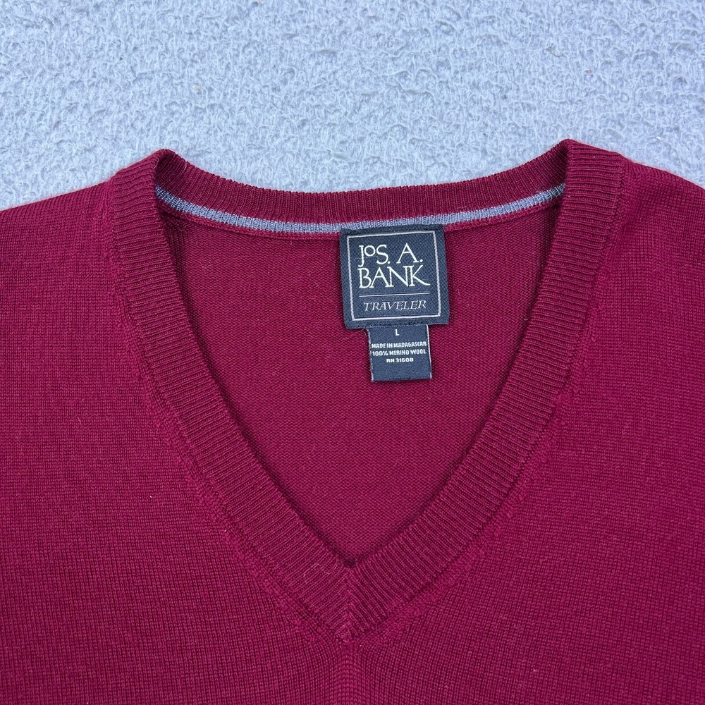 Jos A Bank Executive Collection Sweater L Red 100% Wool‎ Knit V-Neck Pullover - Picture 2 of 10